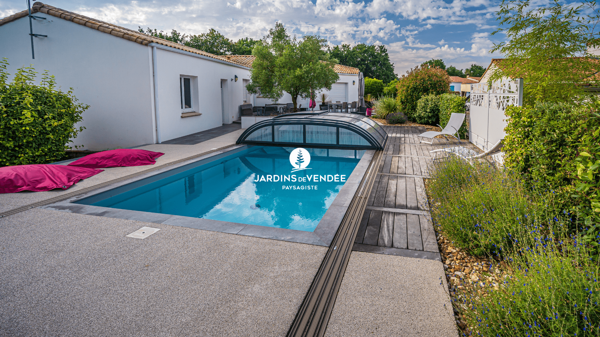 jardinsdevendee-amenagement-autour-piscine