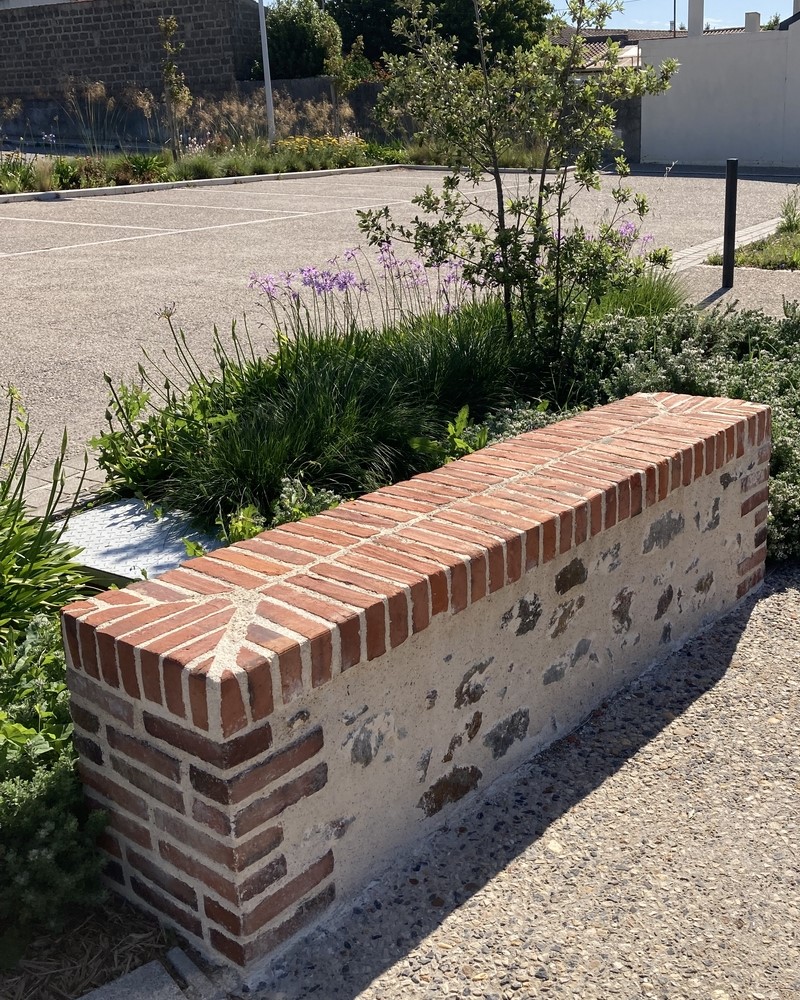 Place Jardin de l'océan à Brem Sur Mer