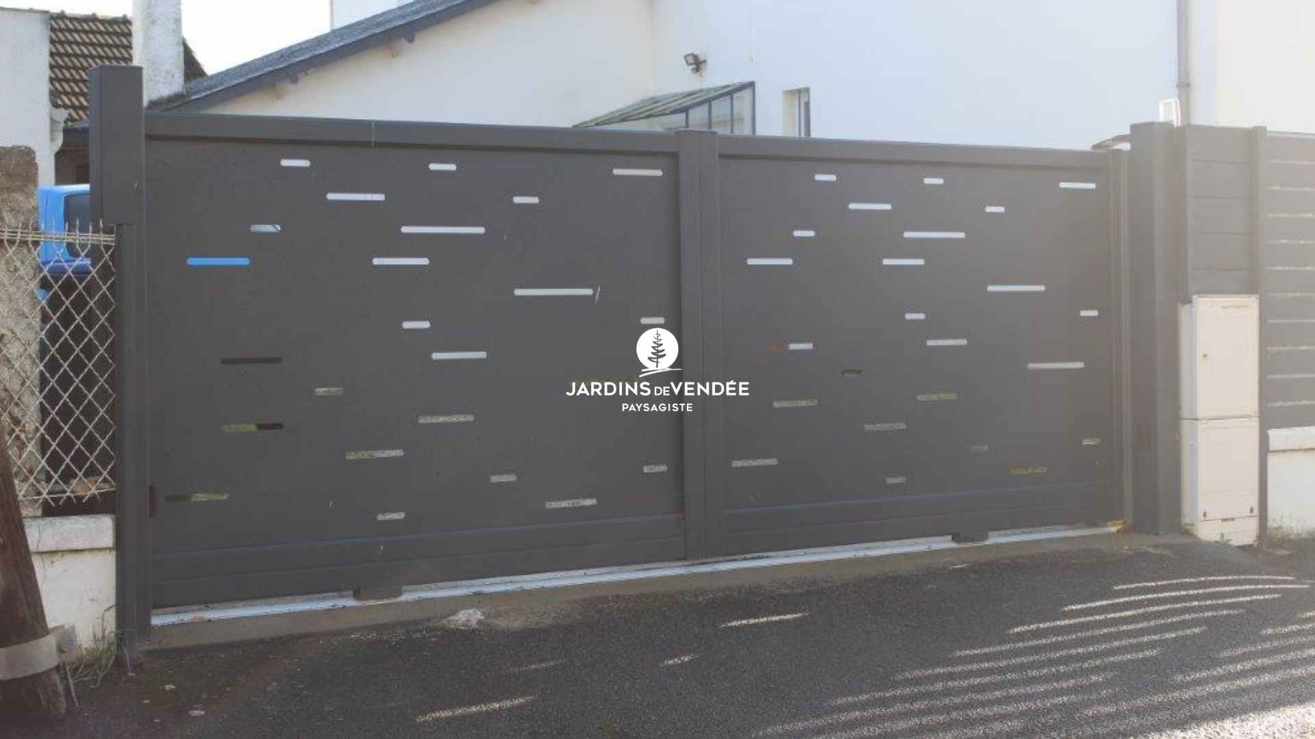 jardinsdevendee-nosrealisations-portail-aluminium3