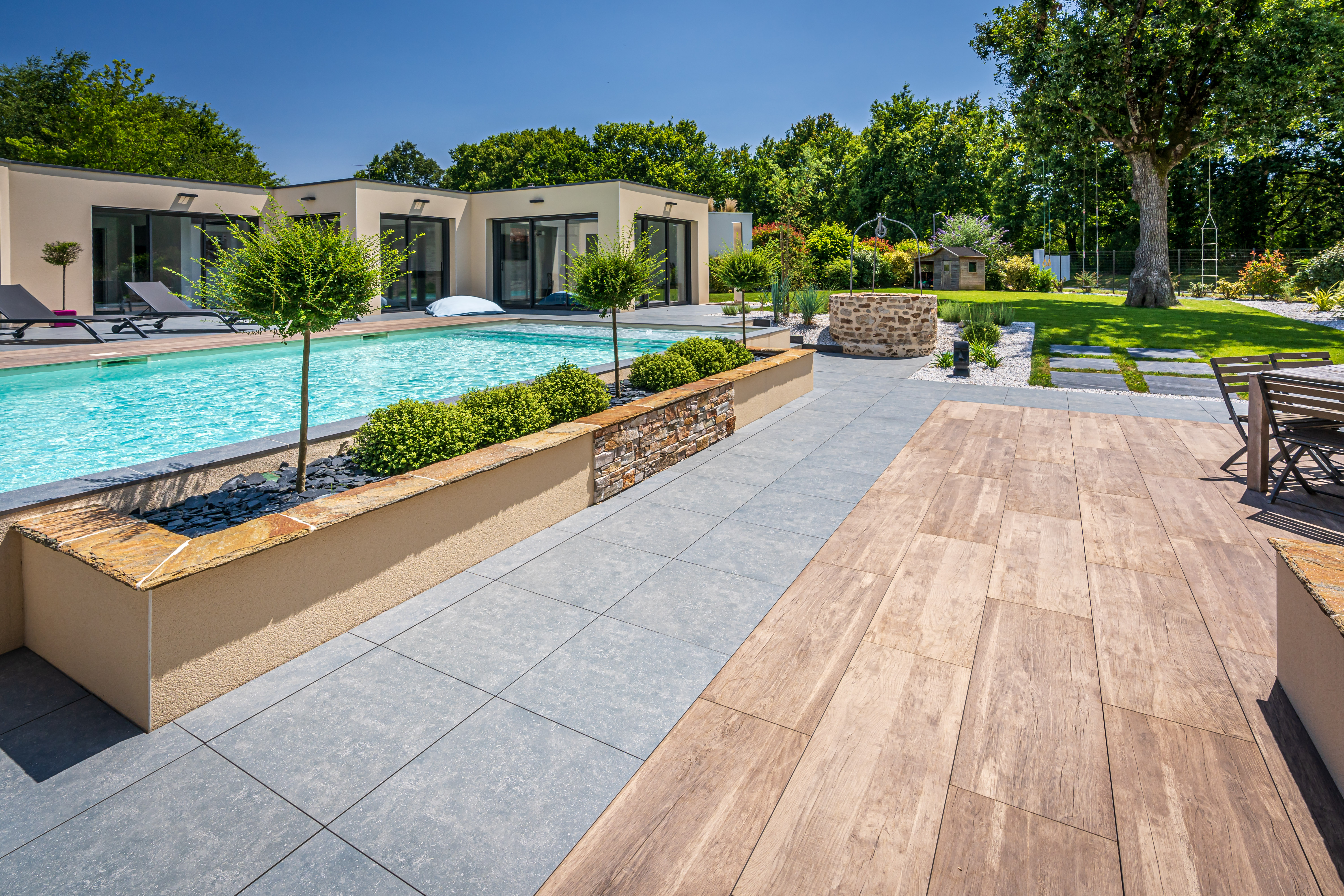 Allée et aménagement de jardin - La Maison Des Travaux